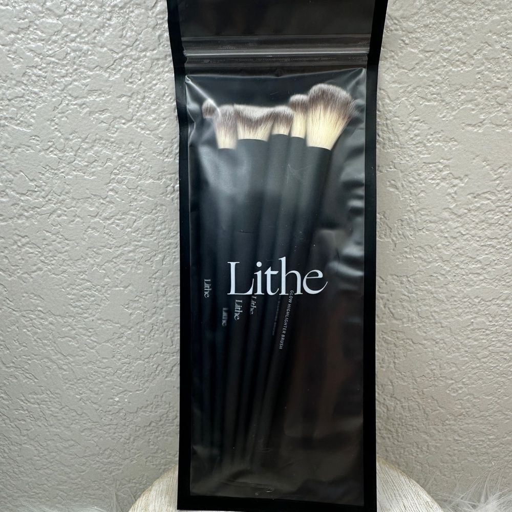 $9 🌙 Lithe 6 Piece Brush‎ Set 🆕 VEGAN Retails For $48